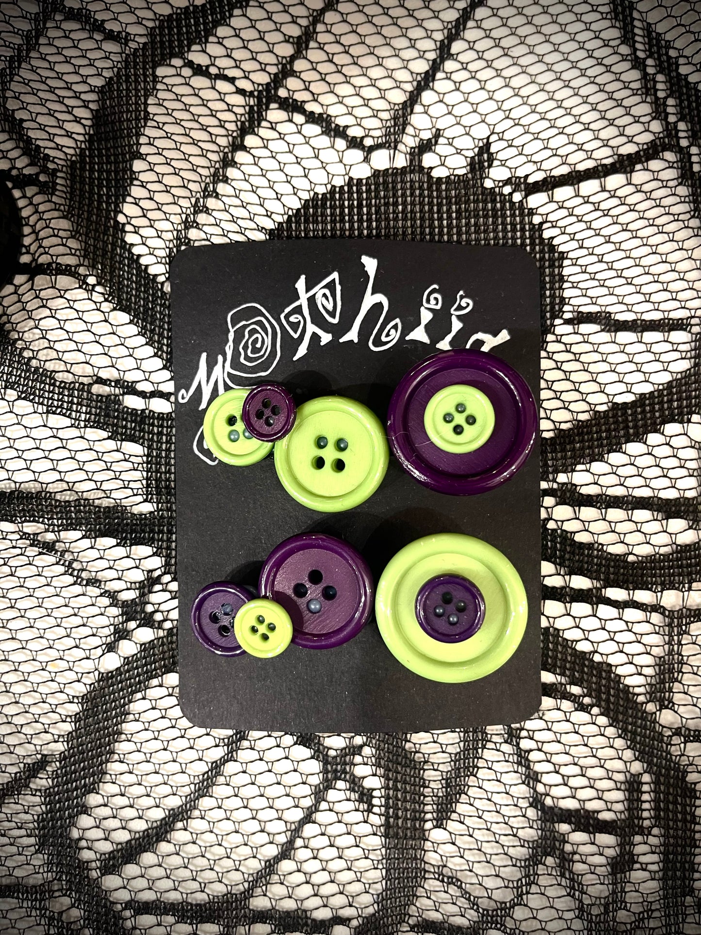 Button Hairclips