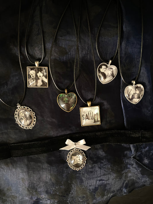 "Promised to the night" Necklaces