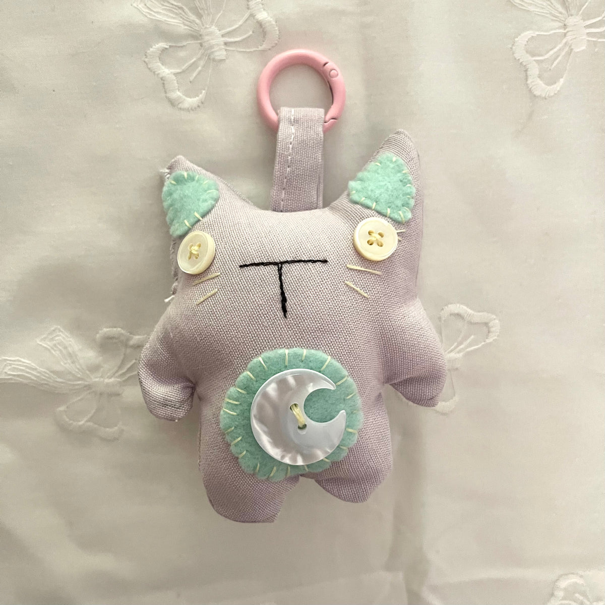 “moonlight kitties” small plush keychains